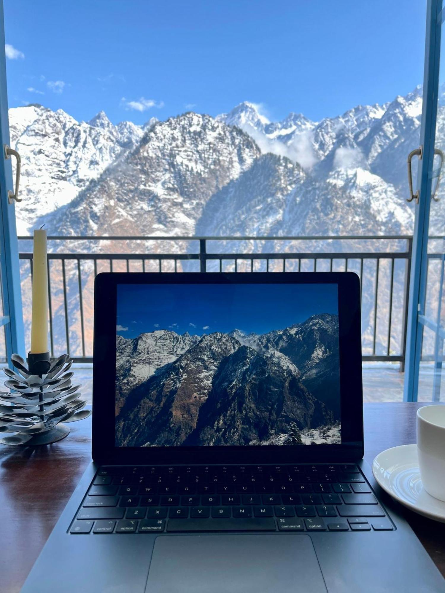 Faraway Cottages, Auli Joshīmath Exterior foto